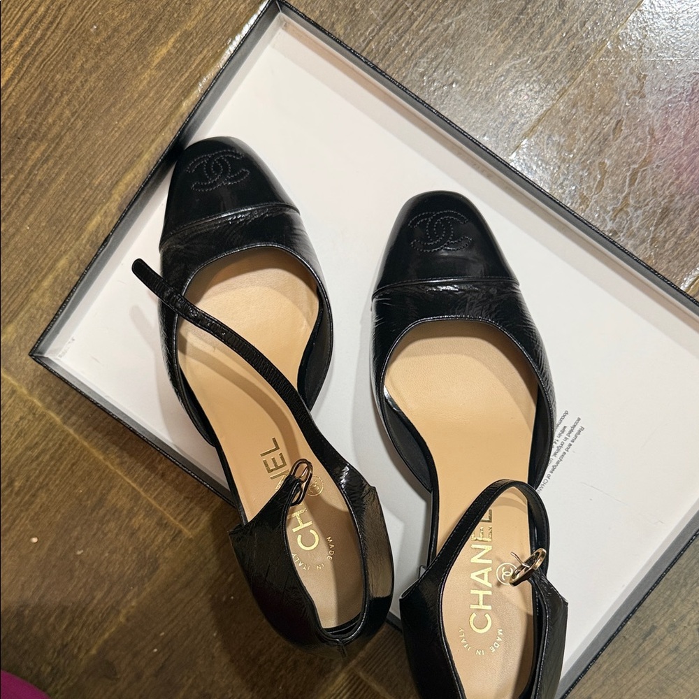 CHANEL Black Leather Mary Jane Low Block Heel Pumps - Picture 6 of 15